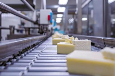 "ايه كابيتال" تقتحم قطاع الصناعات الغذائية باتفاقية "امتياز" مع شركة اإيطالية