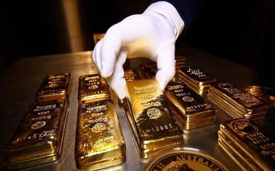 الذهب يقلص مكاسبه وسط اتهامات إيرانية بانتهاك الهدنة