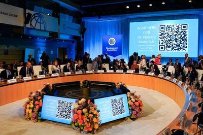 اجتماعات صندوق النقد والبنك الدولي تعكس ضغوطاً متصاعدة على الاقتصاد العالمي وتعدداً في المواقف الدولية